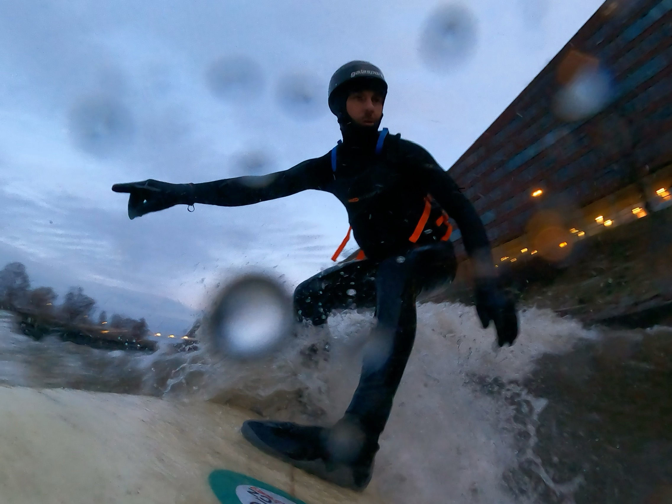 Doporučené neoprenové věci z DECATHLONU